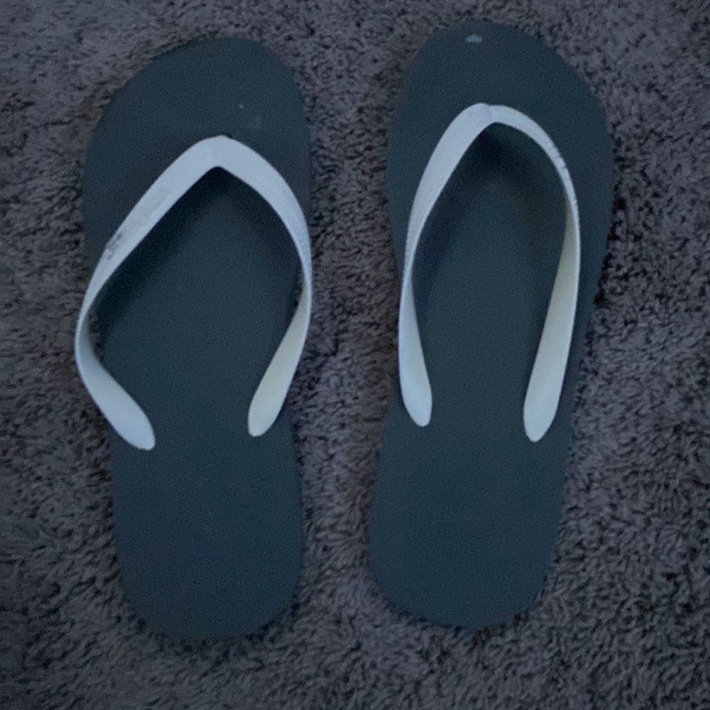 Voyager Flip Flops